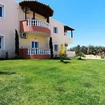 Verano Oasis Apartment_near The Sea-free Parking